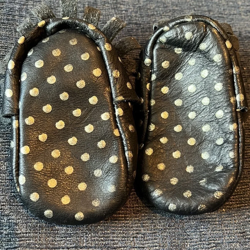 FRESHLY PICKED polka dot booties size 2